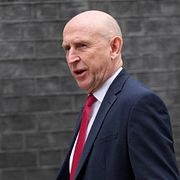 Storbritanniens försvarsminister John Healey.