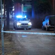 Polis, ambulans och räddningstjänst på plats i Gävlestadsdelen Andersberg efter att flera vittnen hört skottlossning under onsdagskvällen, skriver Blåsljusmedia.