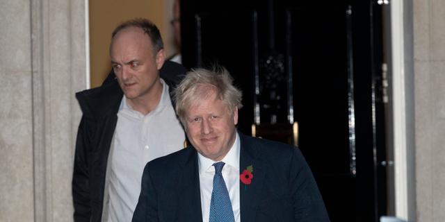 Dominic Cummings och Boris Johnson. Matt Dunham / TT NYHETSBYRÅN