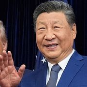Kinas ledare Xi Jinping och USA:s president Donald Trump inför deras möte i Sydkorea.