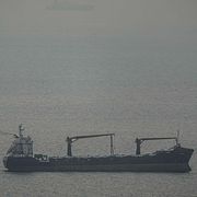 Lastfartyg på väg mot Hormuz.