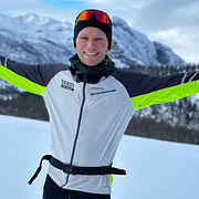 Guro Jordheim till vänster och Max Napoleon Andersson till höger.