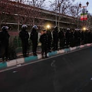 Iranska poliser i huvudstaden Teheran. 