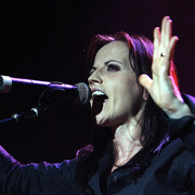 Dolores O’Riordan. 