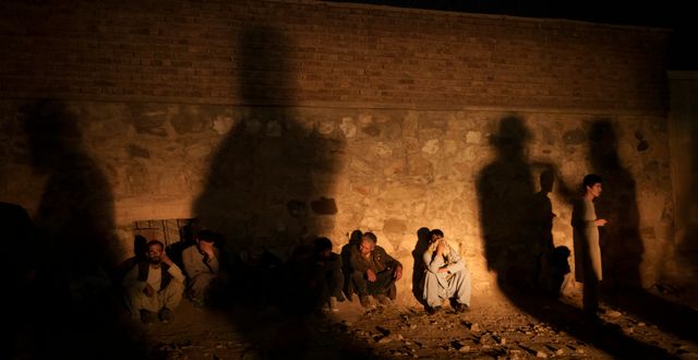 Talibanernas skuggor över frihetsberövade droganvändare på en polisstation i Kabul. Felipe Dana / TT NYHETSBYRÅN