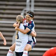 FC Rosengårds Mai Kadowaki  jublar efter sitt 5–0-mål.