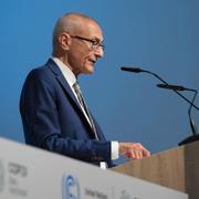 John Podesta under presskonferensen