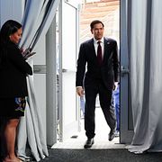 USA:s utrikesminister Marco Rubio anländer för att träffa journalister.