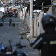 Polisen i Ecuador genomför en detonation av ett misstänkt fordon den 10 januari i huvudstaden Quito. 