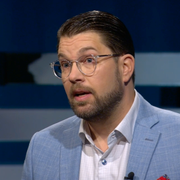 Jimmie Åkesson frågas ut av SVT:s Anna Hedenmo.