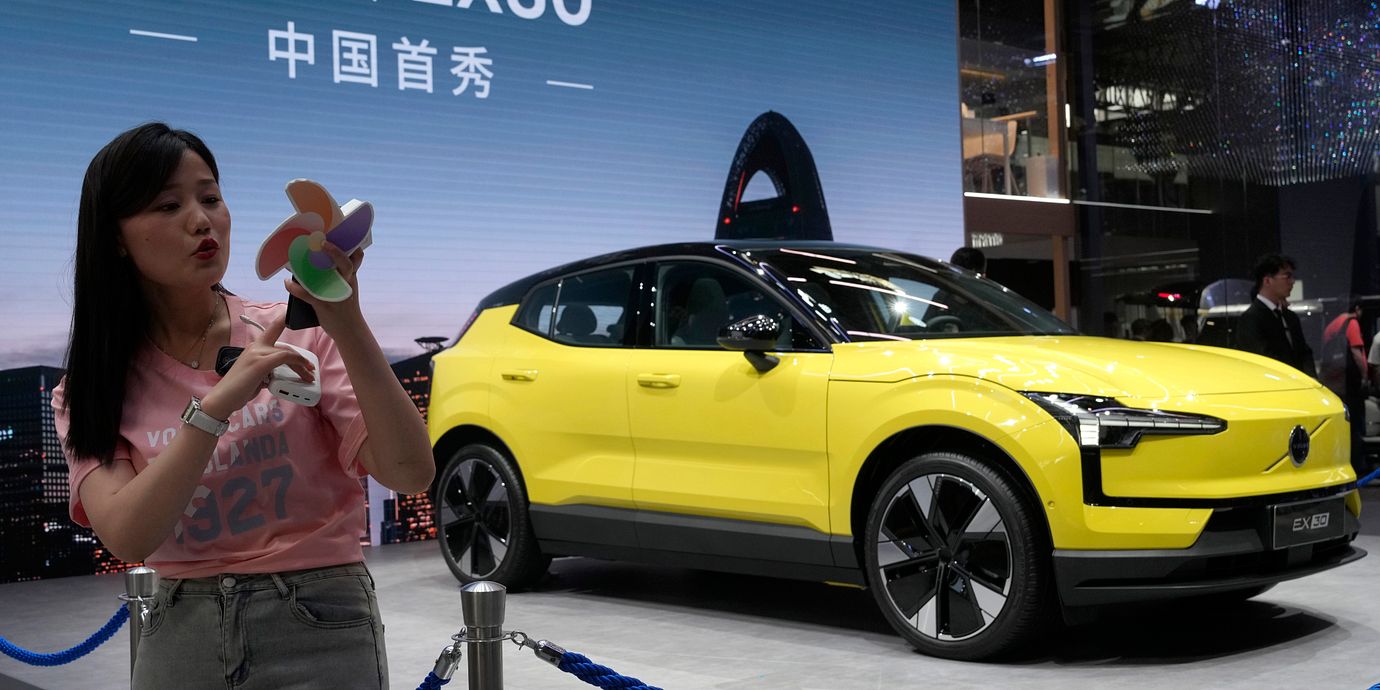 Volvo Cars EX30 på bilmässa i Kina.
