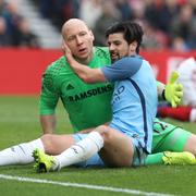 Nolito och Citys målvakt Brad Guzan