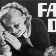 Arkivbild: Affisch för fars dag från 1934.