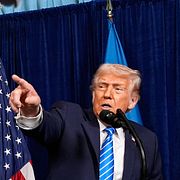 2016 var många i den svenska extremhögern entusiastiska över Trump. Men presidentens nära samarbete med Israel har gjort att bilden av honom inte är så entydig.