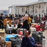 Afghanska flyktingar återvänder till ett krisdrabbat Afghanistan. Arkivbild.
