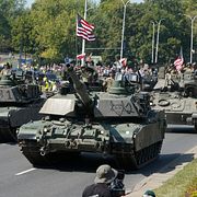 Amerikanska styrkor vid militärparad i Polen. Illustrationsbild.