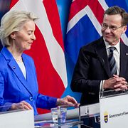 EU-kommissionens ordförande Ursula von der Leyen och statsminister Ulf Kristersson (M). Arkivbild.