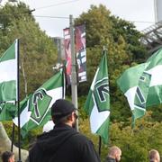 Bild från demonstrationen i Göteborg och Morgan Johansson (S).