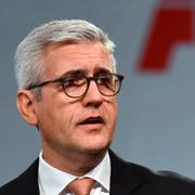 ABB:s koncernchef Ulrich Spiesshofer presenterade delårsrapporten i schweiziska Zürich på onsdagen.