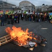 Demonstranter i Paris. Aurelien Morissard / AP