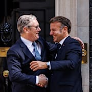 Keir Starmer och Emmanuel Macron. 