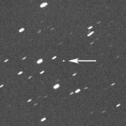 Asteroiden 2023 DZ2 på 1,8 miljoner kilometers avstånd från jorden den 22 mars. 