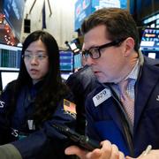 Illustrationsbild. Investerare på Wall Street.