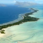 Flygbild över Kiribati.