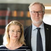 Skolminister Lotta Edholm (L) och Liberalernas partiledare och arbetsmarknads- och integrationsminister Johan Pehrson.
