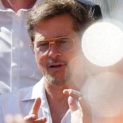 Brad Pitt beskrivs som en förebild för de som vill åt ”het lärare”-looken.