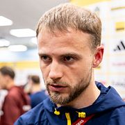 260331 Gustav Lundgren efter playoff-finalen mot Polen.