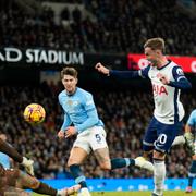 Tottenhams James Maddison sätter 2–0-målet. 