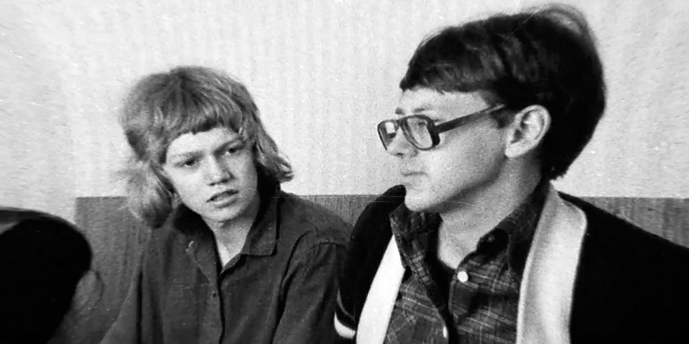Mikael var 13 år när Staffan Hildebrand började förgripa sig på honom sexuellt. Nu medverkar han i SVT:s Dokument inifrån ”Pojkarna – regissören och sanningen”.