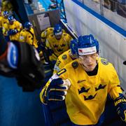 Elias Pettersson inför gårdagens match mot Finland. 