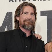 Christian Bale och Margot Robbie under premiären av ”Amsterdam”