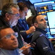 Illustrationsbild. Investerare på Wall Street följer Trumps utspel.