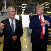 Apples vd Tim Cook och USA:s president Donald Trump, 2019.