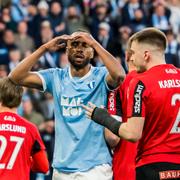 MFF:s Isaac Kiese Thelin deppar. 