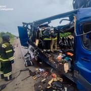 Bild av den attackerade minibussen.