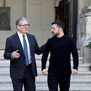 Ukrainas president Volodymyr Zelenskyj med Storbritanniens premiärminister Keir Starmer.