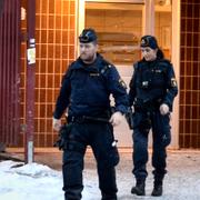 Polis på plats i Märsta efter mordet.