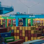 Containrar i en kineiska hamn.