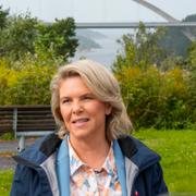 Sylvi Listhaug vid gränsen till Sverige.