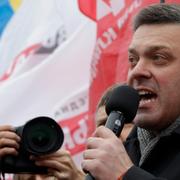 Svobodas partiledare Oleh Tyahnybok i december.