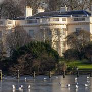 Herrgården i Regents Park kommer med en tomt på 4 tunnland. Arkivbild.