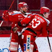 Timrås Erik Walli Walterholm och Jacob Olofsson och Björklövens Alexander Deilert.