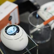 En hormonmätare visas upp under teknikmässan CES i Las Vegas den 7 januari 2026.