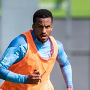 Martin Olsson tränar med Malmö FF på torsdagen. 