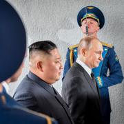 Putin och Kim under ett möte 2019. Yuri Kadobnov / AP