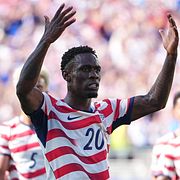 Folarin Balogun får spela åttondelsfinalen mot Belgien, trots att han borde ha varit avstängd.